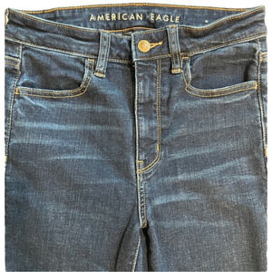 American Eagle Next Level Stretch jeans, sz 4 Short